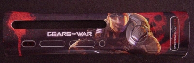 This plate was limited to 500 pieces. It was given to guests who were invited to play the Gears of War multiplayer behind closed doors at E3 2006.